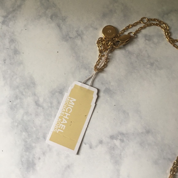 NWT Logo Heart Necklace: Michael by Michael Kors - Picture 6 of 6